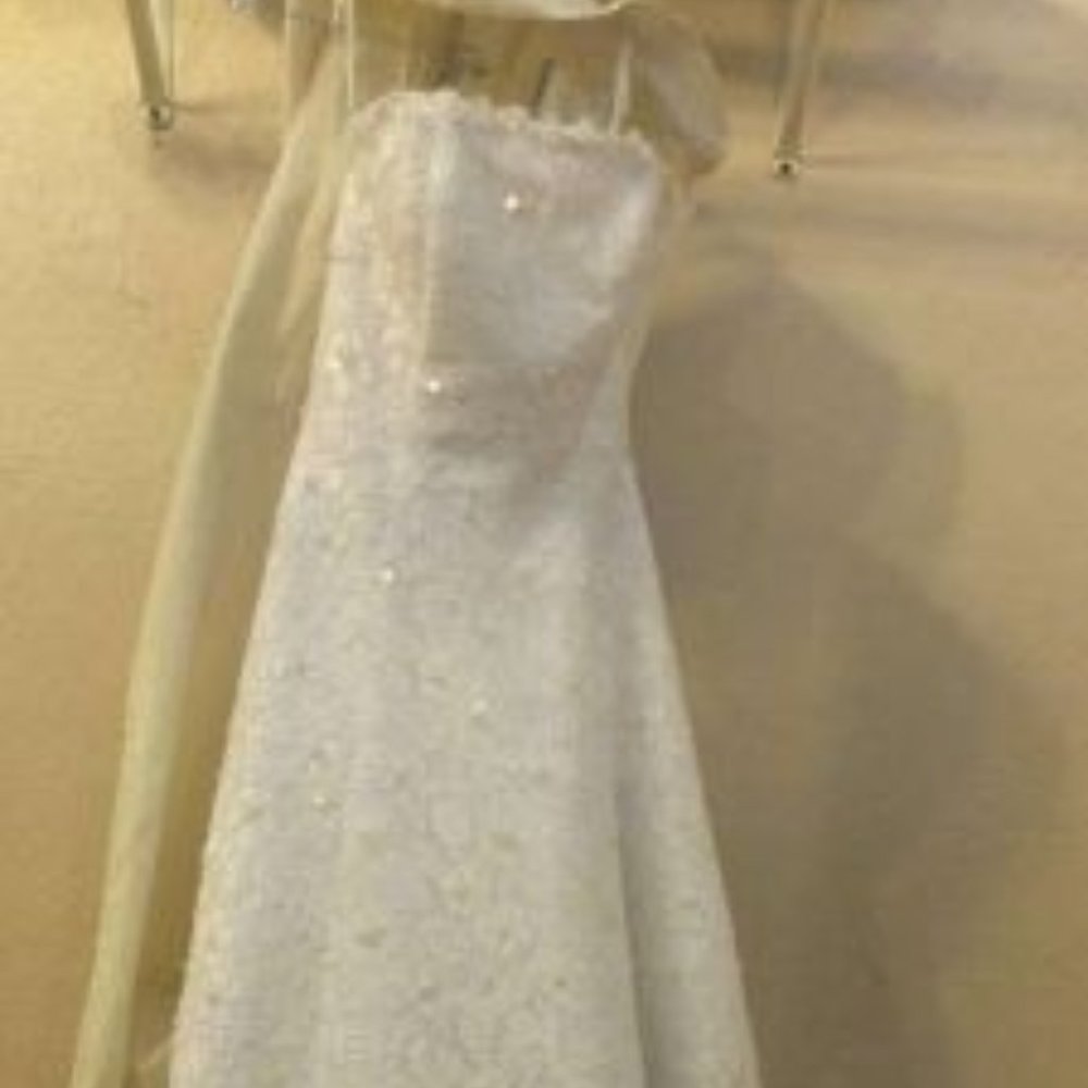 wedding dress